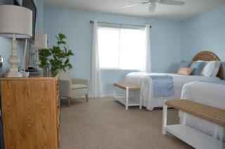 504 Surf Dweller by Alicia Hollis Realtor Rentals - Open March 16th Week - 3
