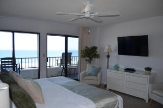 504 Surf Dweller by Alicia Hollis Realtor Rentals - Open March 16th Week - 1