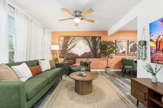 Stylish Tempe Stay Swimming Pool, King Bed! - Apartment - 9