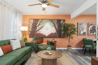 Stylish Tempe Stay Swimming Pool, King Bed! - Apartment - 8