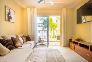 Estrella de Mar | 2BR Pool View Condo - 8