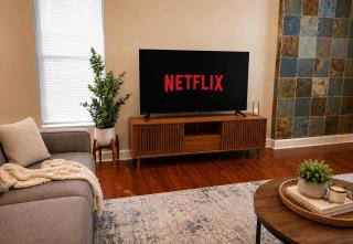 McCormick Meetup - Prime Location - Sleeps 16 - 8