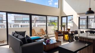 LUX 2-Storie 3-BDR , 3.5 Bath Penthouse - 4