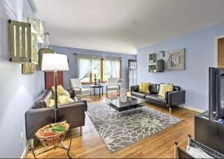 Beach House with Spacious Deck for Entertaining - 8