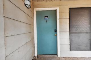 Well-appointed 2BR in prime location - 9