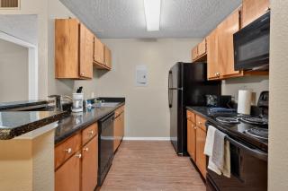 Well-appointed 2BR in prime location - 8