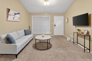 Well-appointed 2BR in prime location - 7