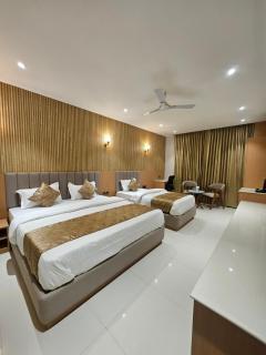Hotel Trimurti - 9