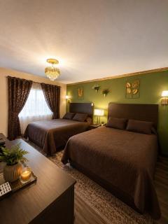 Frontier Lodge - 7