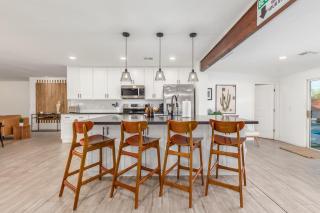 Parkway Pearl by ASU - Heated Pool, Fire Pit, Putt - Tempe - 4