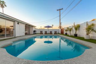 Parkway Pearl by ASU - Heated Pool, Fire Pit, Putt - Tempe - 1