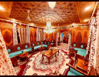Royal Sovereign Group of Houseboats - 5