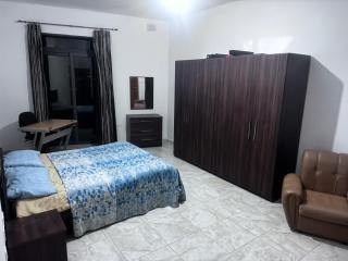 Quiet and Lovely Residence - 8