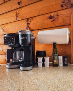 Hunts Point 2-BR Oceanview Rustic Coastal Retreat - 3