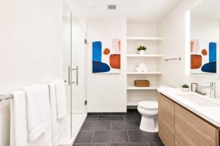Bright Apt Downtown Seaport - 5