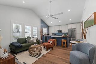 Cozy Wave Nook - Team Joseph Ellen - 6