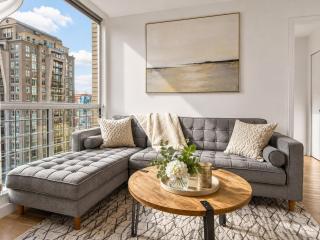 2BR Vancouver City Stay Minutes from FIFA 2026 at BC Place - 2