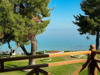 Theleria Luxury Living - Beachfront - 3