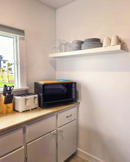 Hunts Point 2-BR Coastal Retreat - Cottage # 4 - 4