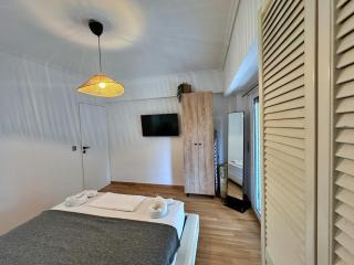 Southcoast Suite Vouliagmeni - 3