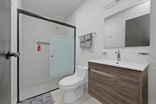 Moderno y Amplio Loft 2 Queens Zona Tec - 3