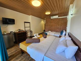 Misty Nine Arch Homestay - 9