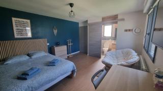 Chambre dans logement ⸱ Chez Ana - 7