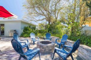 Seaside Sammie - Game Room Fire Pit Walk to Beach - 9