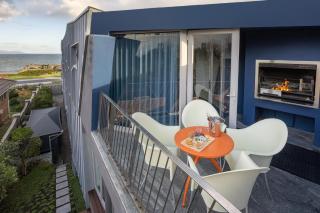 17 Marine Apt202a Solar and Partial Sea Views - 6