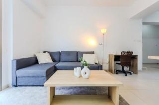 Luxury 2BR Apartment 1 min to Beach - 6