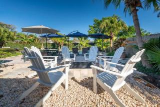 Poolside Palms - Team Joseph Ellen - 8