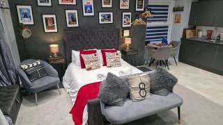 Victoria Loft - 1 Bedroom Apartment with off site spa access - 1