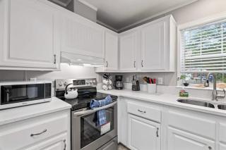 St Augustine Escape - 3-BR WIFI TV - 8