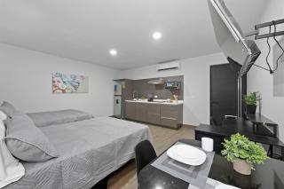 Loft Moderno con 2 Queen Beds Zona Tec - 3