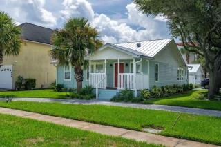 Sunny Surf House - Team Joseph Ellen - 3