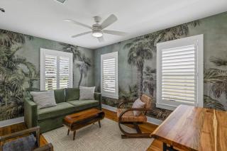 Sunny Surf House - Team Joseph Ellen - 1