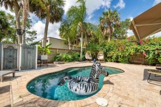 Sunshine Dip - Sleeps 8 Relaxing Pool WIFI - 8