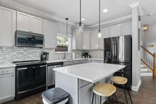 Sunshine Dip - Sleeps 8 Relaxing Pool WIFI - 3