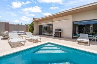 CD03 - Private Villa with pool - 5min from Eagle Beach - 4BR house - 6
