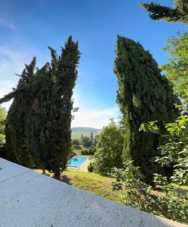 Large stone house, pool, and leisure activities - 1