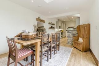 4 Bed in Llanfihangel Y Pennant oc-b42719 - 1
