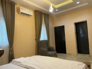 1B Luxury Apartment - 6