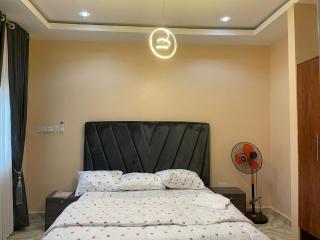 1B Luxury Apartment - 4