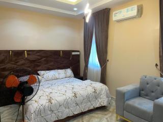 1B Luxury Apartment - 7