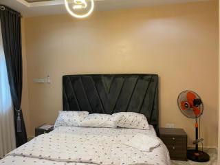 1B Luxury Apartment - 5