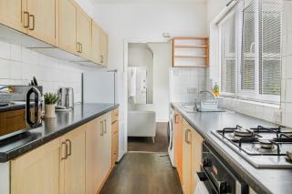 4BR House with free parking near City Centre - 4