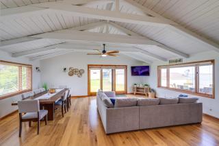 Waterfront Lake Huron Getaway w/ Private Beach - 5