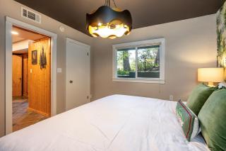 View Cabin Mountain Retreat w/ Hot Tub + Sauna - 4