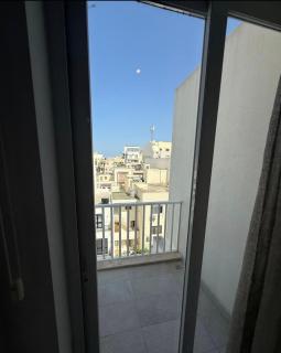 Private Room in Shared Apartment Central Msida - 4