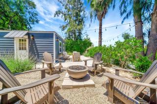 Charming House w/ privacy & backyard w/ Fire-pit! - 9